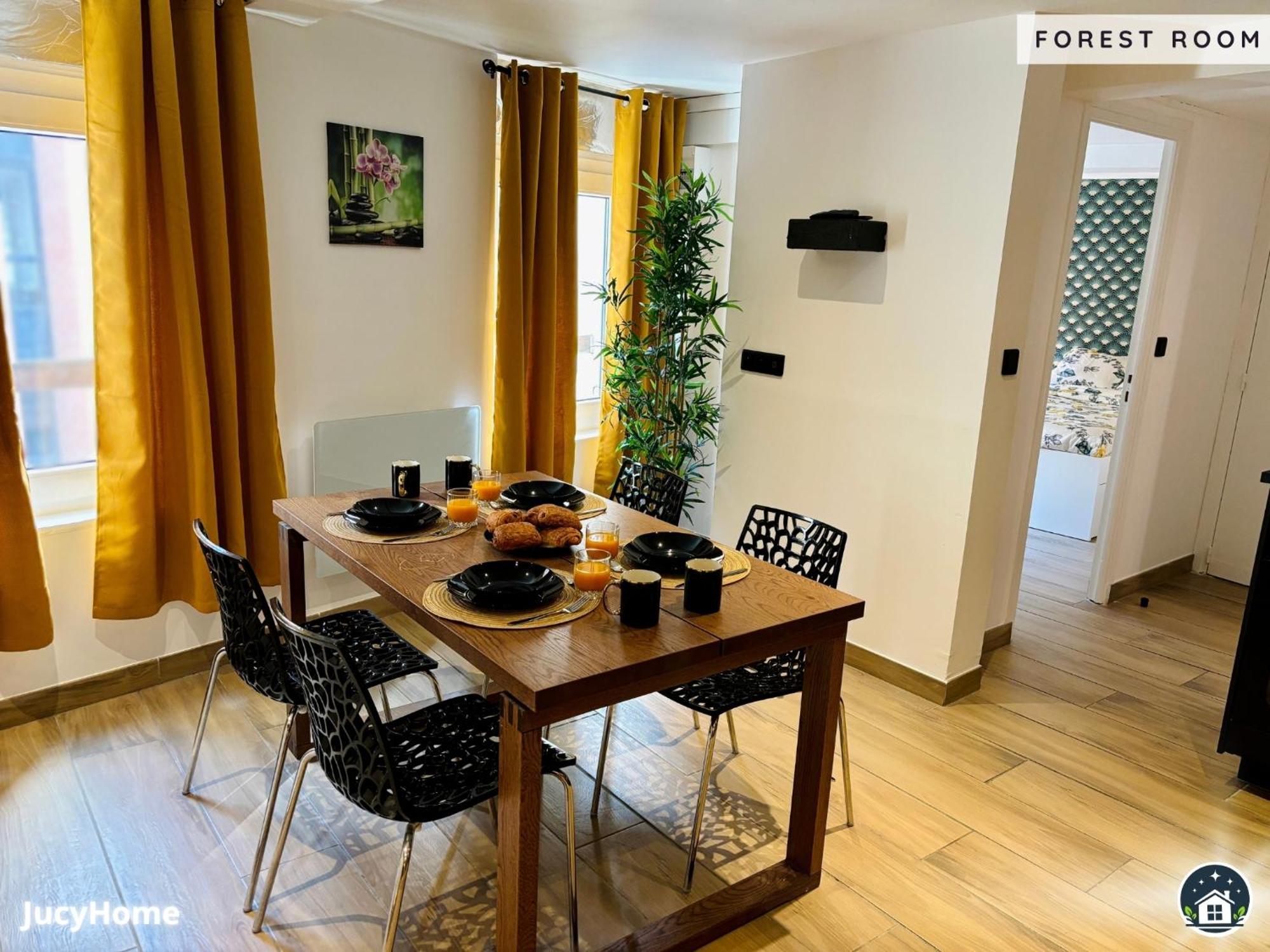Forest Valenciennes Dış mekan fotoğraf